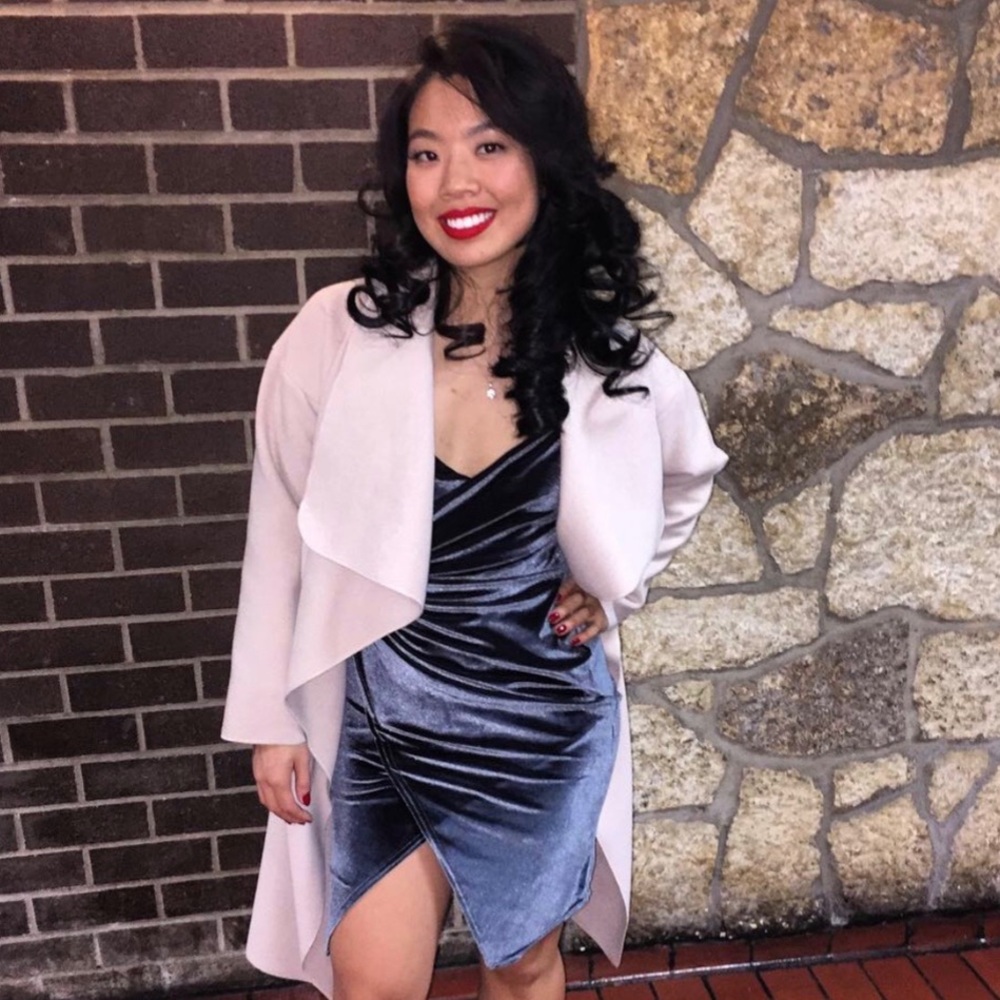 🛍 BOOHOO NEW YEARS EVE VELVET STRAP DRESS